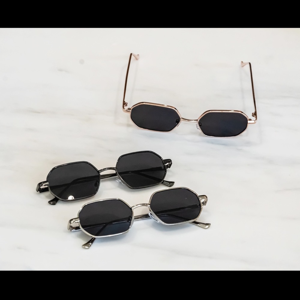 Metal Frame Sunglasses 🕶